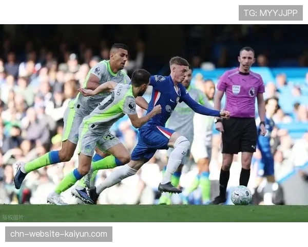 曼城客场3-0完胜切尔西，谢尔基传射建功助蓝月亮紧追枪手